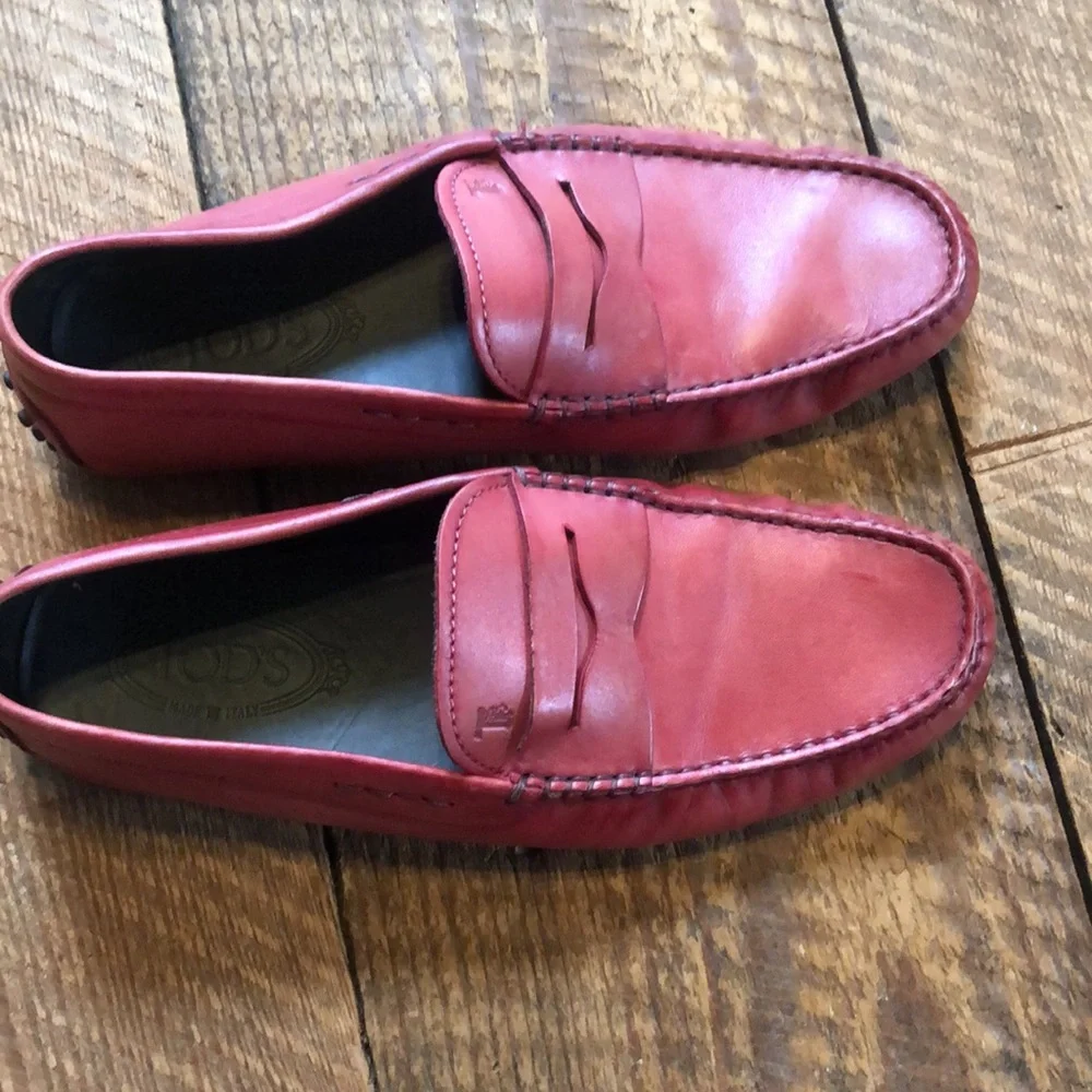 Tod’s Red leather driving loafers shoes size 8